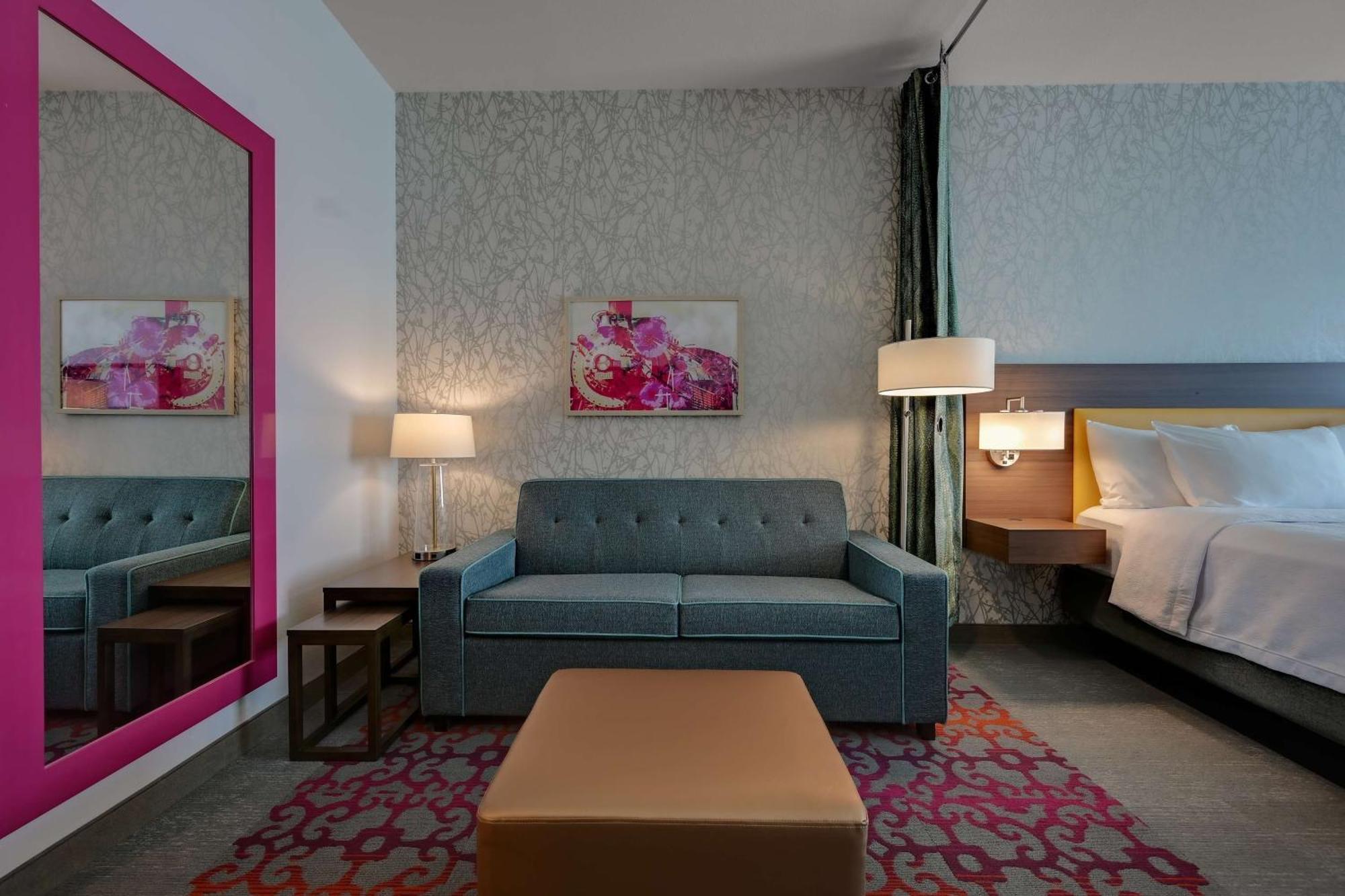 Hotel Home2 By Hilton